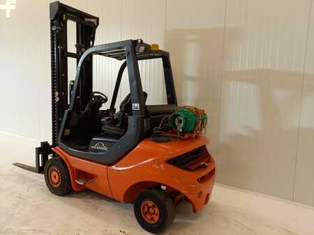 LPG VZV 2014  Linde H25T-05 (3)