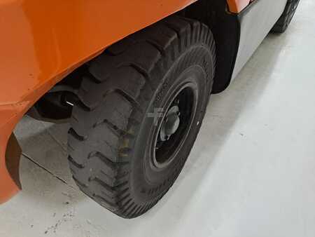 Empilhador diesel 2012  Doosan D45SC-5 (17)