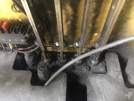 Gas gaffeltruck 2005  Hyster S7.00XL (9)