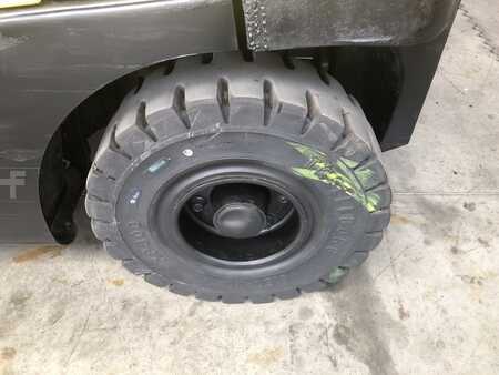 Carretilla elevadora diésel 2019  Hyster H2.5FT (11)