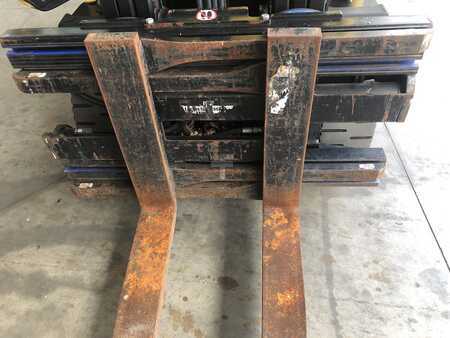 Carretilla elevadora diésel 2019  Hyster H2.5FT (12)