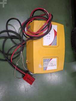 Elektro čtyřkolový VZV 2009  BT C3E150R (10)