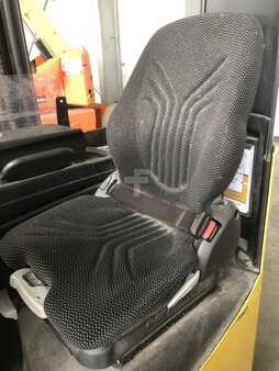 Chariots à mât rétractable 2017  Yale MR25 (5)