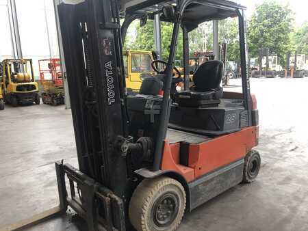 Elektro čtyřkolový VZV 2005  Toyota 7FBMF25 (1)