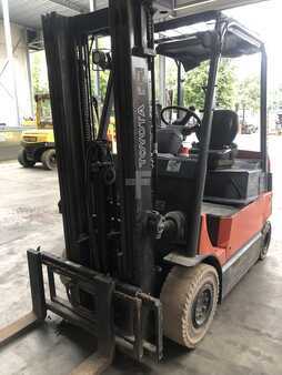 Elektro čtyřkolový VZV 2005  Toyota 7FBMF25 (4)