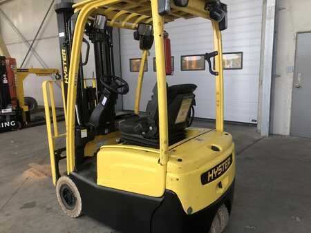 Elektryczne 4-kołowe 2017  Hyster J1.5XNT (3)