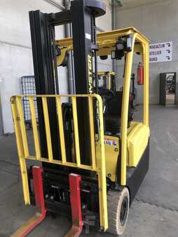 Elektryczne 4-kołowe 2017  Hyster J1.5XNT (4)