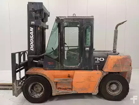 Diesel gaffeltruck 2008  Doosan D70S-5 (1)