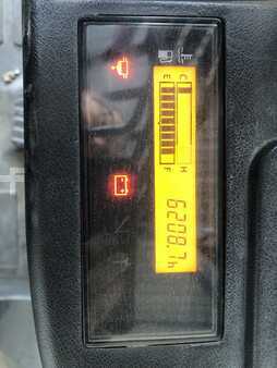 Dieselový VZV 2014  Toyota 02-8FDF30 (8)