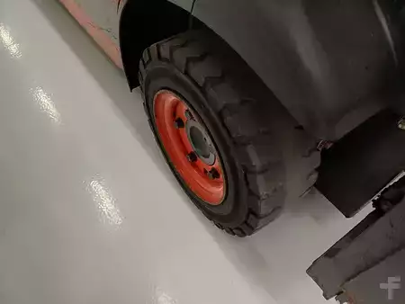 Chariots élévateurs GPL 2018  Linde H18T-01 (14)