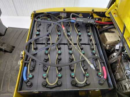 Elektro čtyřkolový VZV 2019  Yale ERP16VF (8)