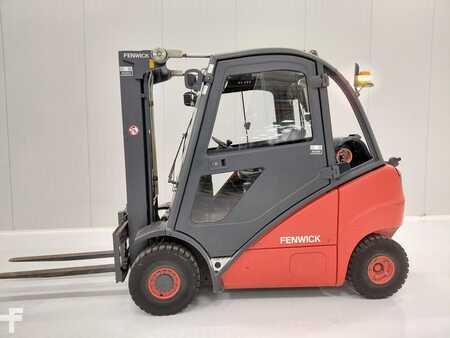 Treibgasstapler 2006  Linde H20T (2)