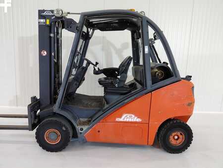 Carrelli elevatori GPL 2005  Linde H25T (2)
