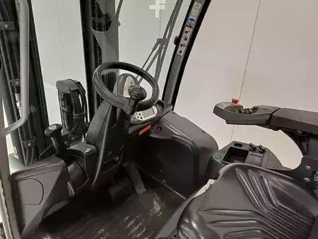 Carrelli elevatori GPL 2019  Still RX 70-16T (7)