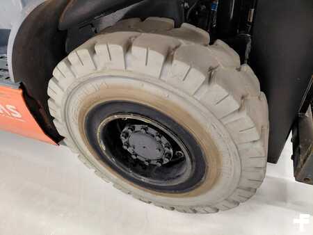 Gázüzemű targoncák 2015  Toyota 02-8FGF18 (16)