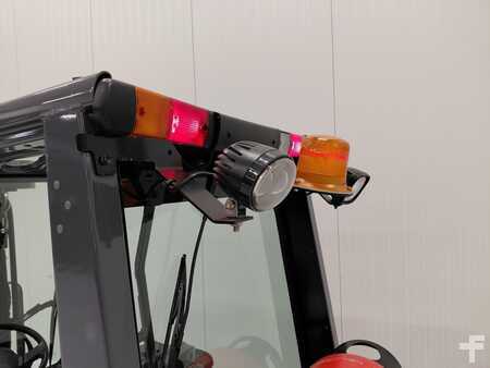 Gázüzemű targoncák 2015  Toyota 02-8FGF18 (9)