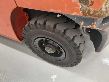 Gasoltruck 2014  Toyota 02-8FGF25 (12)