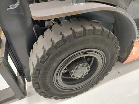 Gasoltruck 2014  Toyota 02-8FGF25 (13)