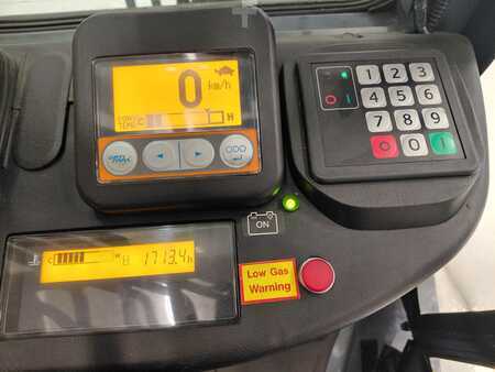 Gasoltruck 2014  Toyota 02-8FGF25 (8)