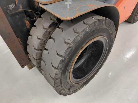 Dízel targoncák 2016  Toyota 52-8FDF30 (13)