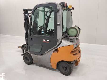 Gázüzemű targoncák 2015  Still RX 70-18T (5)