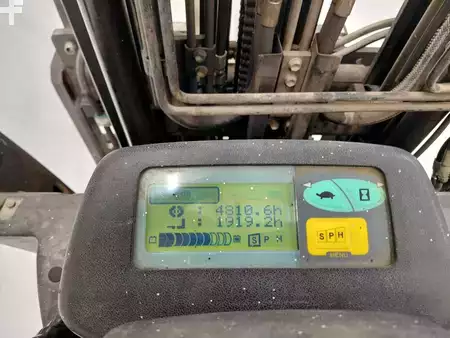 Chariots électriques à 4 roues 2009  Toyota 7FBEF15 (8)