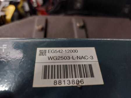 Gázüzemű targoncák 2018  Yale GLP30VX (10)