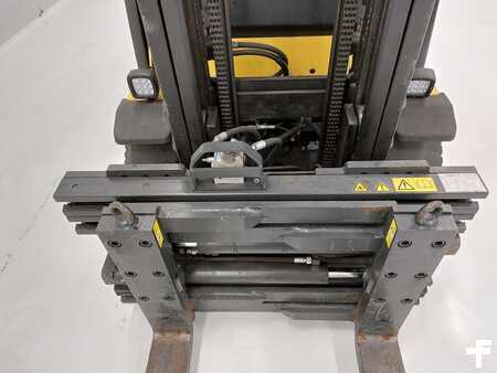 Gázüzemű targoncák 2018  Yale GLP30VX (14)