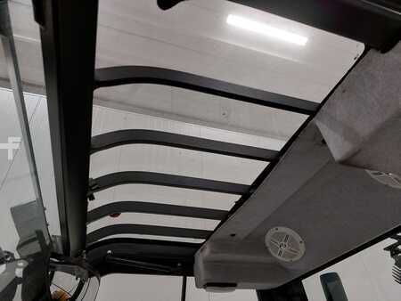 Gázüzemű targoncák 2018  Yale GLP30VX (5)