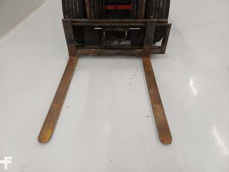 Maastotrukki 2013  Manitou MSI25 T (6)