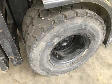 Treibgasstapler 2008  Hyster H7.0FT (10)