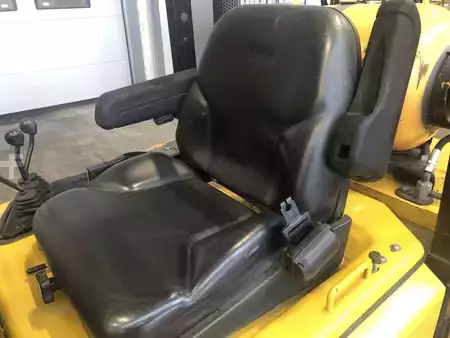 Carretilla elevadora GLP 1995  Yale GLP30TF (5)