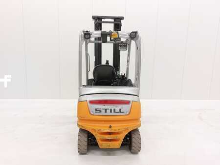 Chariots électriques à 4 roues 2015  Still RX 20-20P (3)