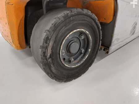 Chariots électriques à 4 roues 2018  Still RX 20-20P (10)