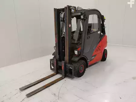 Nestekaasutrukki 2014  Linde H25T-02 (2)