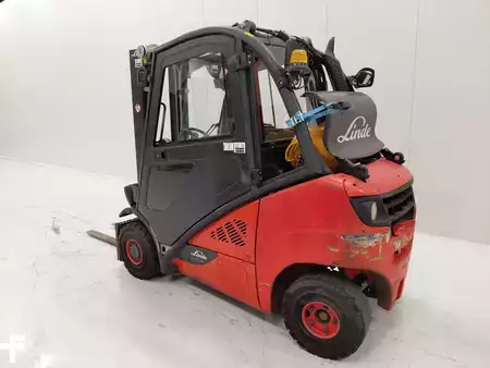Nestekaasutrukki 2014  Linde H25T-02 (4)