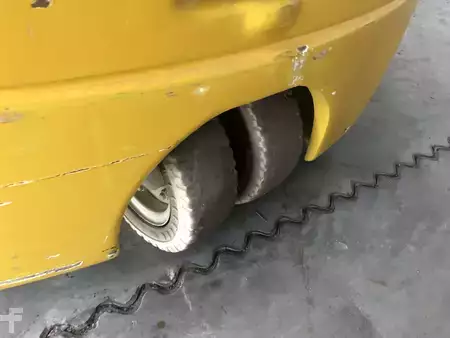 Elektromos 4 kerekű 2016  Yale ERP20VT (12)