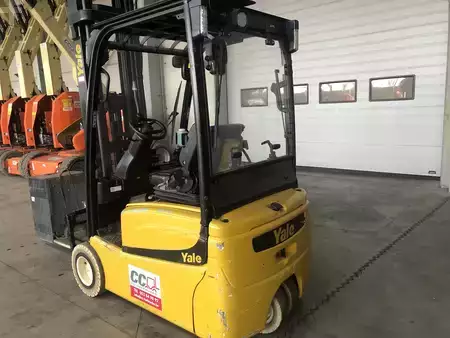 Elektromos 4 kerekű 2016  Yale ERP20VT (3)
