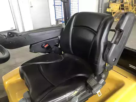 Elektromos 4 kerekű 2016  Yale ERP20VT (5)