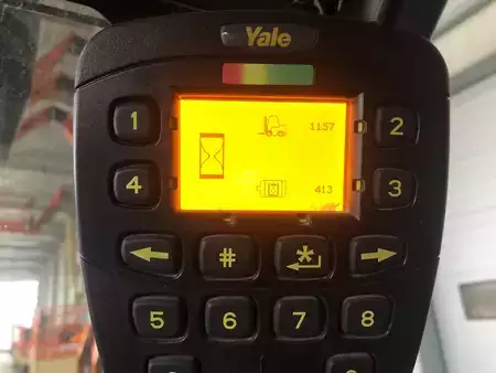 Elektromos 4 kerekű 2016  Yale ERP20VT (8)