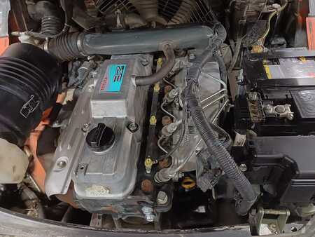 Diesel truck 2012  Toyota 52-8FDJF35 (10)