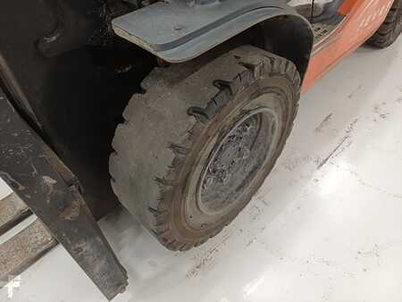 Diesel truck 2012  Toyota 52-8FDJF35 (11)