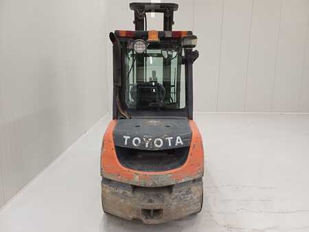 Diesel truck 2012  Toyota 52-8FDJF35 (5)