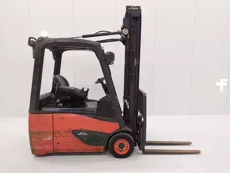 Chariots électriques à 4 roues 2018  Linde E16-02 (4)