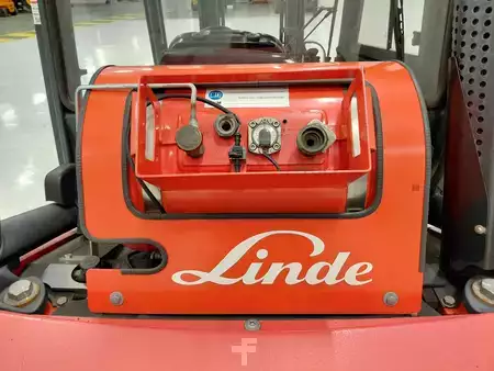 Gas truck 2019  Linde H25T-02 (8)