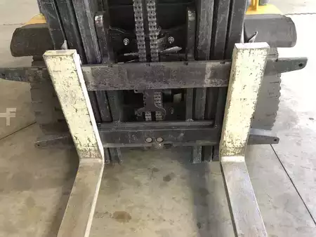 Carretilla elevadora diésel 2019  Yale GDP25VX (12)