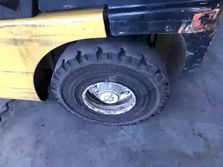 Dieselový VZV 2015  Yale GDP30VX (11)