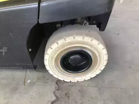 Elektromos 4 kerekű 2022  Hyster J3.0XN (12)