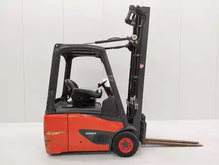 Carrelli elettrici 4 ruote 2015  Linde E16C-02 (4)