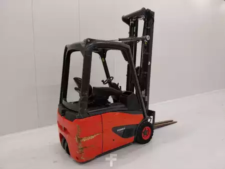 Carrelli elettrici 4 ruote 2015  Linde E16C-02 (7)